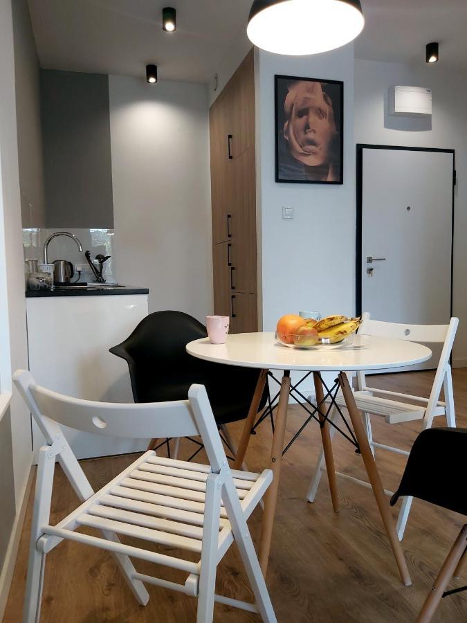 Chill Apartments Expo Slawinska Warschau Exterior foto